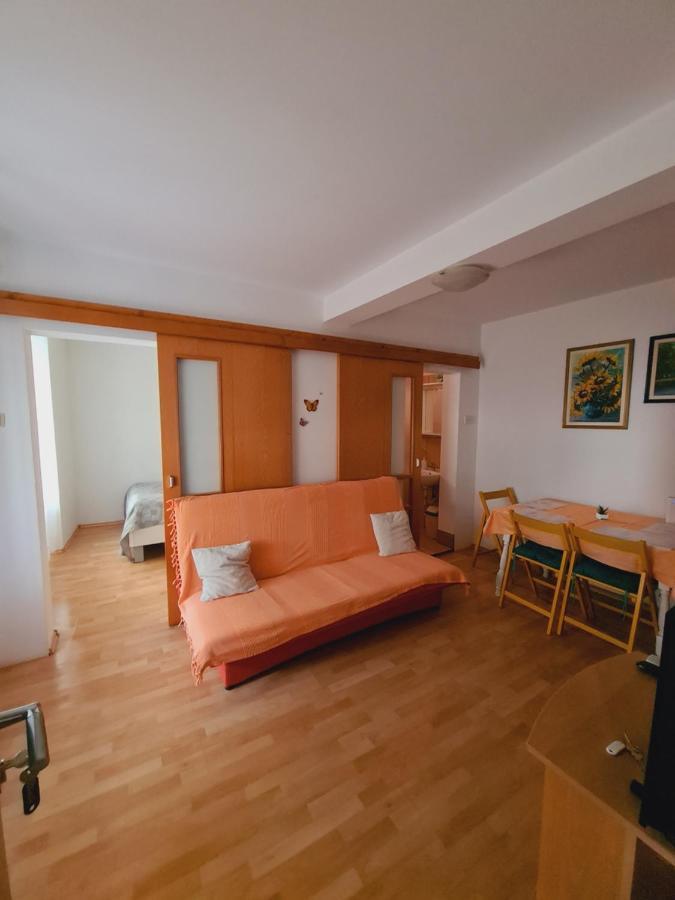 Apartmani Luka ซริกเวนิซา ภายนอก รูปภาพ